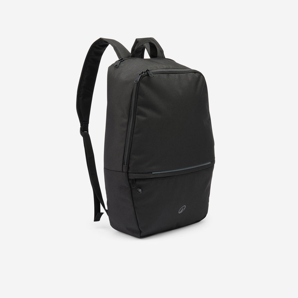 backpack_17L_essential_black