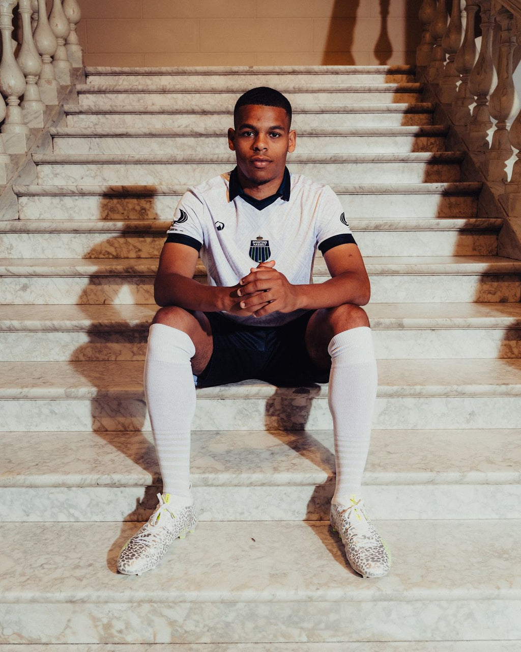 Sporting Hasselt official shirt wit '25-'26